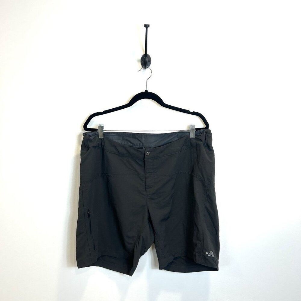 The North Face Womens Size XL Graphite Gray Nylon Shorts 7” Inseam Adjustable